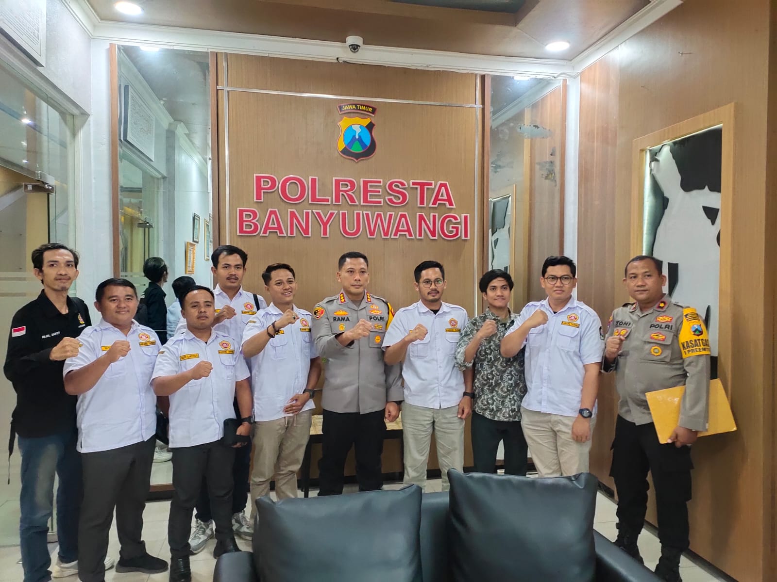 Optimasi Sosial media untuk Marketing Online Cafe